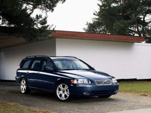 Volvo V70 T5 2005 года